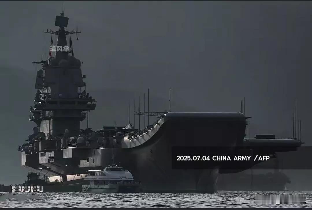 第一张：列强来了！威武雄壮，暴力美学，实在是美不胜收…第二张：星际战舰
