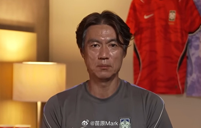 韩国淘汰韩国球迷炮轰足协：选帅过程毫无公平可言！草草完成和外教的形式化面试后，