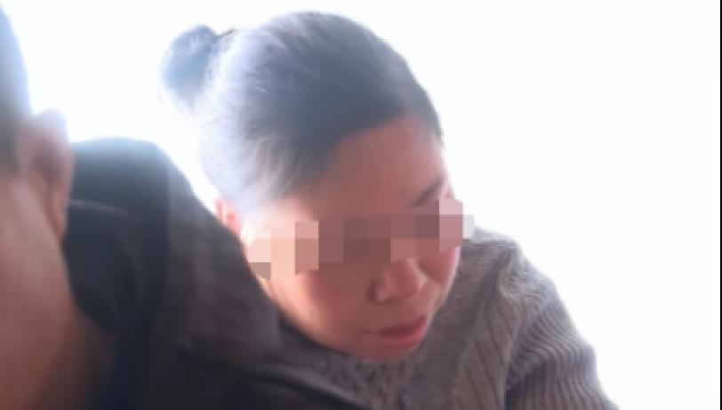 1987年，一浙江男子在工地上受伤，丧失了性功能，不久后妻子就失踪了，他疯狂寻找