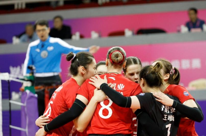 2025-26赛季中国女排超级联赛已经打了六轮。A级八支球队的实力已经很分明了。