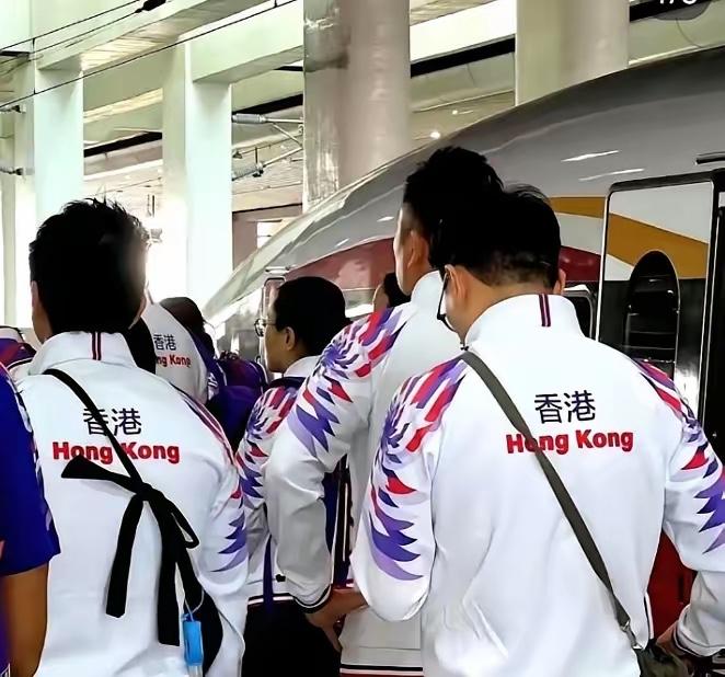 字幕悄悄改了“中国香港”四个字突然没了今年的全运会，不少人盯着电视屏幕犯嘀