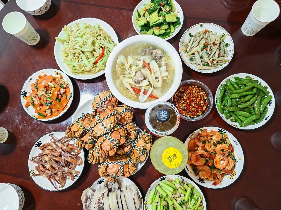 来说说这桌菜是什么水平？能从这桌菜里看得出来菜系么