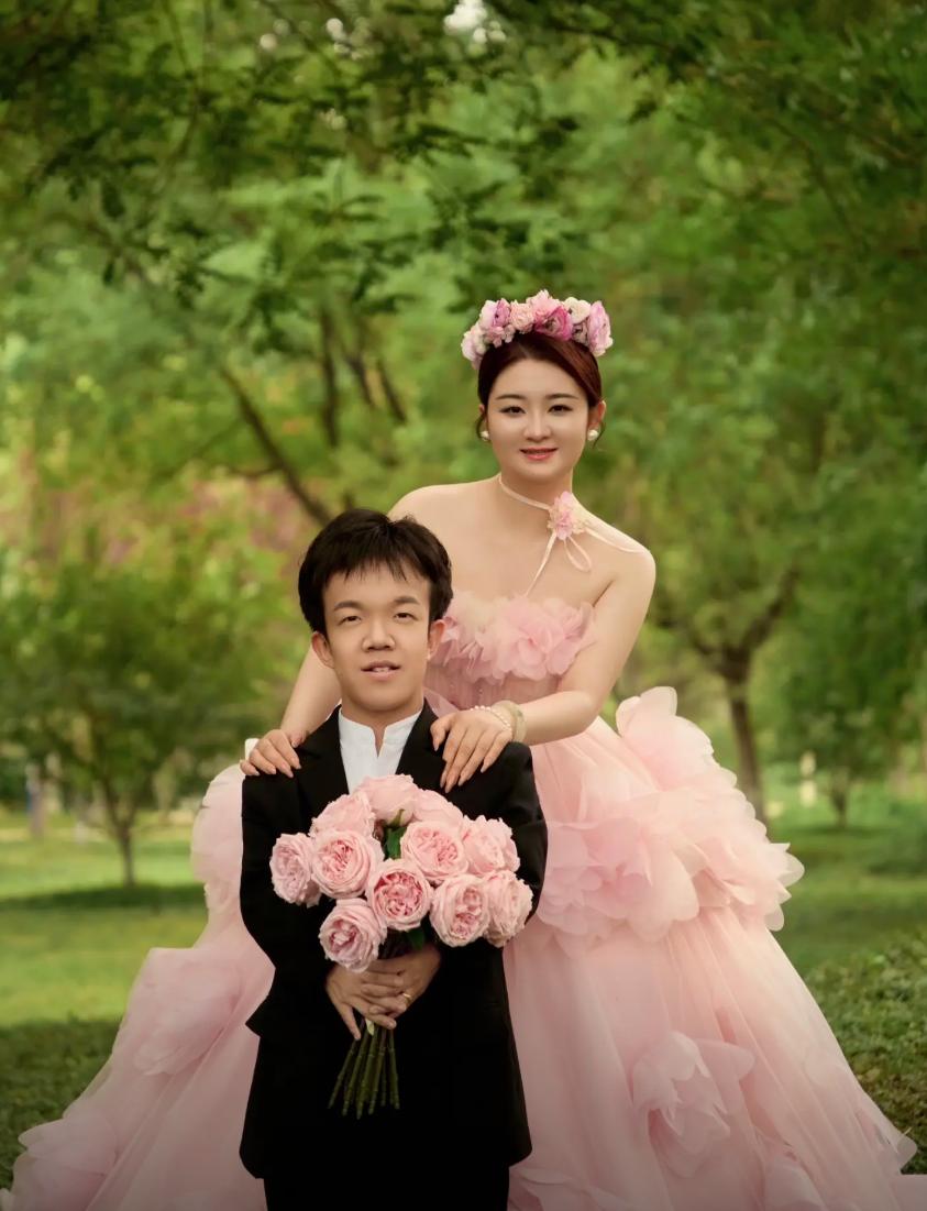一觉醒来，女同胞们吵翻天了。如果男方身高不到一米三，你愿意嫁吗？很多网友表示