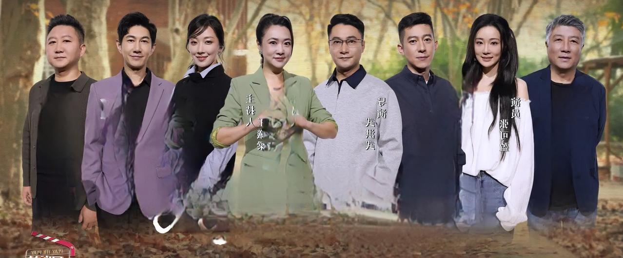 追剧《依依向北风》，不由想起同样是聚焦知青群体的年代情感剧《远方的山楂树》。