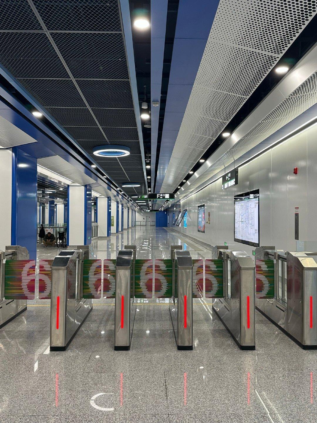 宁波地铁6号线要2026年开通了，都这个点了还没开通，总不能跨年开通了12.