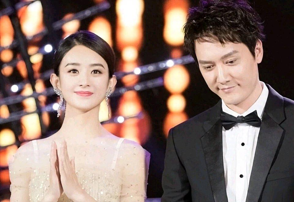 离婚4年，38岁赵丽颖再次官宣喜讯，冯绍峰真的高攀不起了。12月27日，她友情客