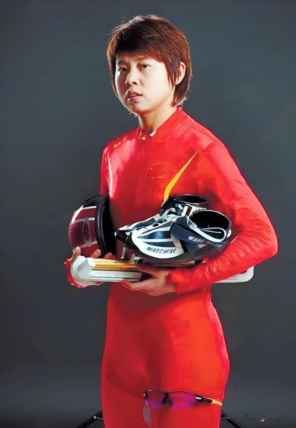 米兰冬奥会赛程早已过半，中国军团一金难求，排行十九，回首过往，中国队冬奥会没有金