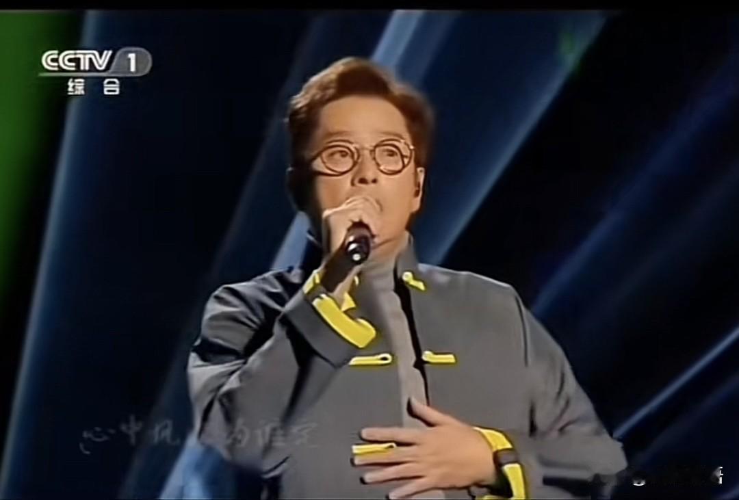 很多人都想知道谭咏麟谭校长是怎样评价自己的，特别是大家都叫他做“谭校长”他又是怎