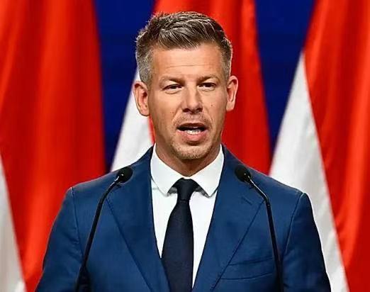 匈牙利新当选的领导人毛焦尔最新表态来了:4月12号，他表示会访问北京，也希望我