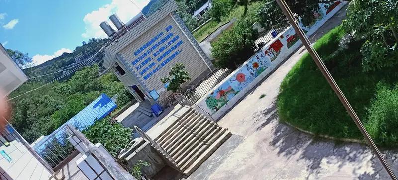 帮孩子看学校最应该关注什么帮孩子看学校，不能只盯着分数和名气。人才培养质量和未