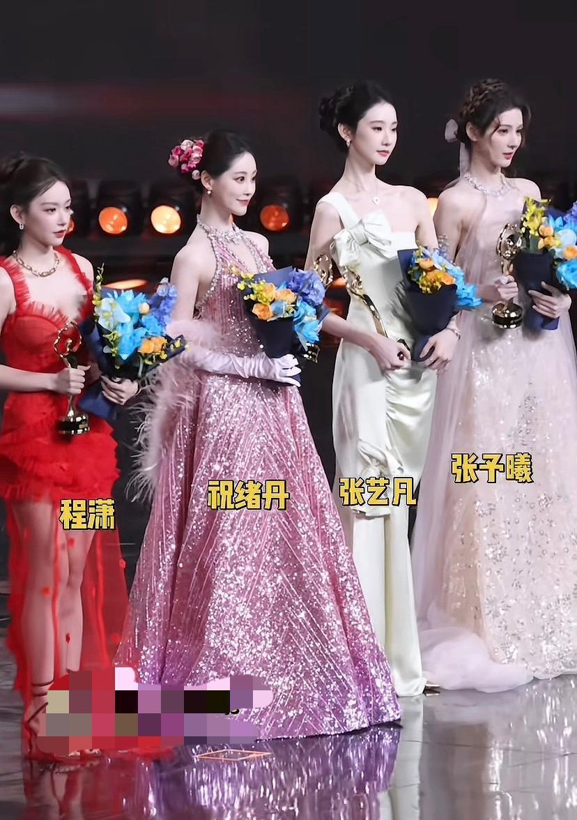 娱乐圈真的好流行“白幼瘦”啊！现在年轻一点的女明星，似乎都在拼命减肥，然后