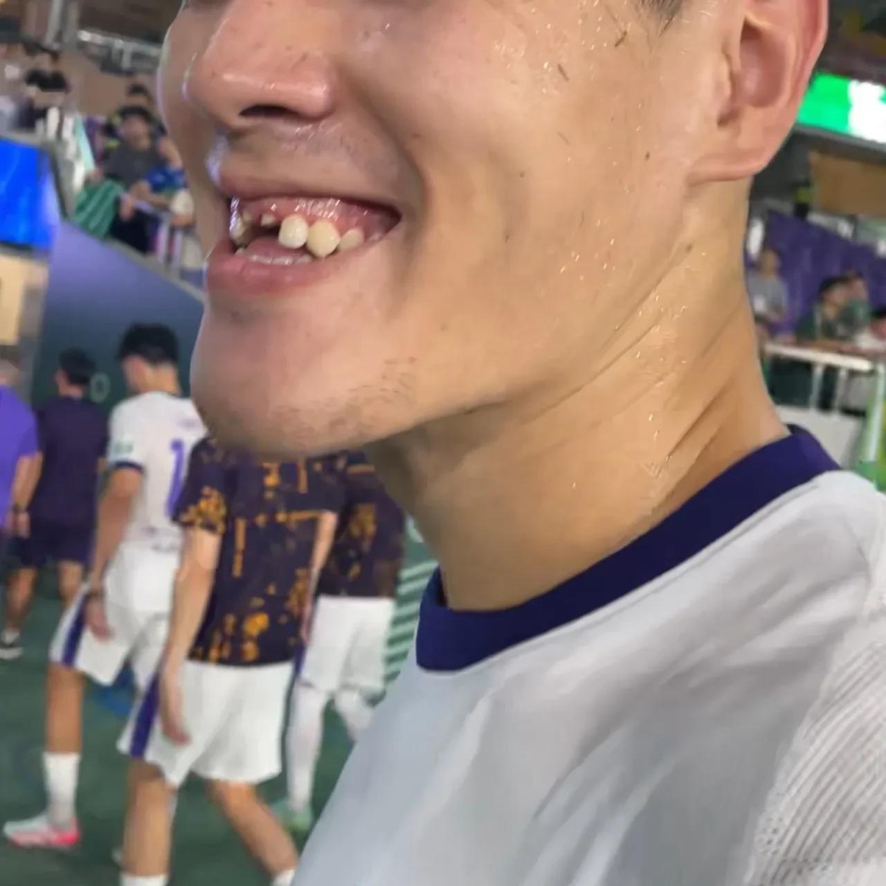 天津津门虎被打得满地找牙？中超联赛第23轮先赛一场，天津津门虎客场0：2完败浙江