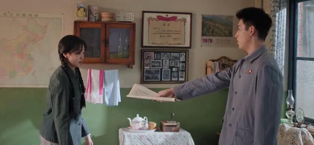 《纯真年代的爱情》凌漪有些无耻了，盗用费霓的文章《江城的风景》，署上自己的名字