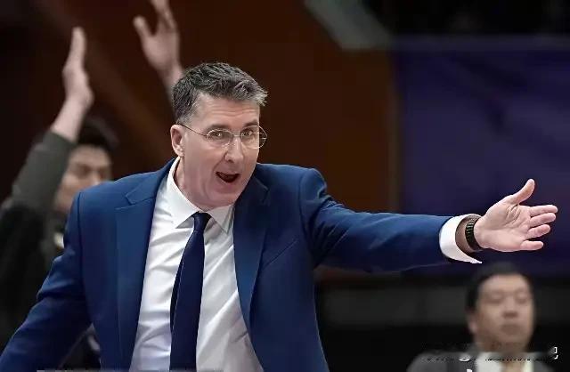 联赛截止到目前，最让球迷失望的球队，新疆，辽宁，山西榜上有名！第一名辽宁，为啥