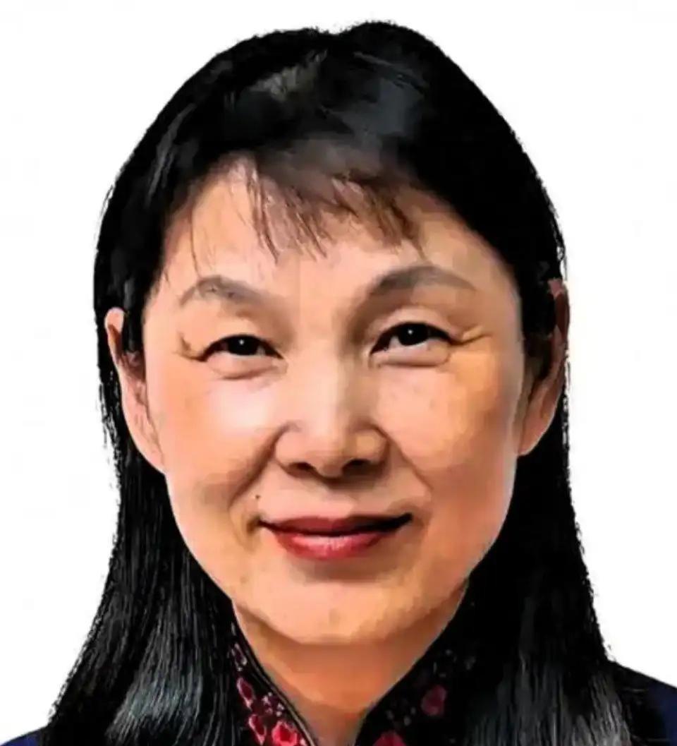 做小三的有底线吗？现在的杜建英也是名人了，全国乃至全世界都知道她的大名了她