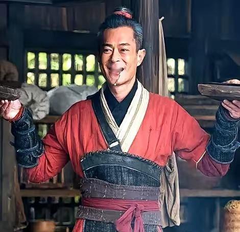 看到个数据，直接给我整笑了。3个亿港币，扔进去连个响儿都还没听着。古天乐这回