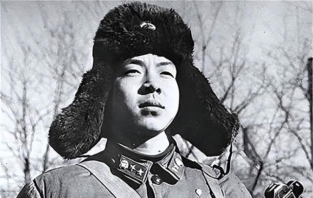 1962年，雷锋被木杆砸中头部不幸牺牲！40年后，现场鉴定人说出了事故细节：难以