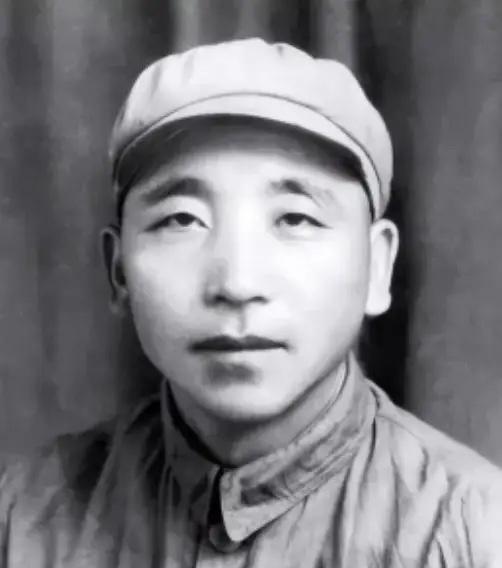 1938年4月，秦基伟一夜之间连杀100多人，而且被杀的全部都是罪恶滔天的大汉奸