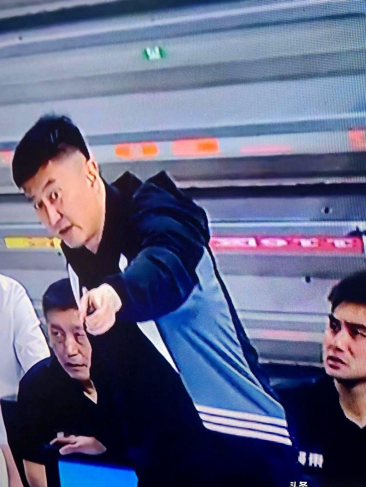 浙江队这阵容，简直是不讲道理。吴前、程帅鹏、陆文博这帮人本来就够山东喝一壶了，