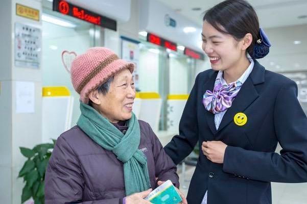 儿媳妇永远都想不明白的事理婆婆手里有20万元存款，每年放在银行只能拿到2000