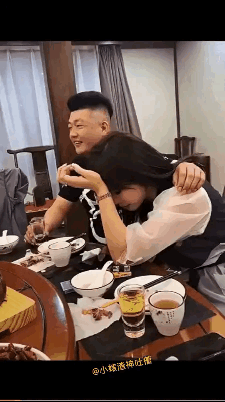 每个人都在演戏，就看谁的演技好。