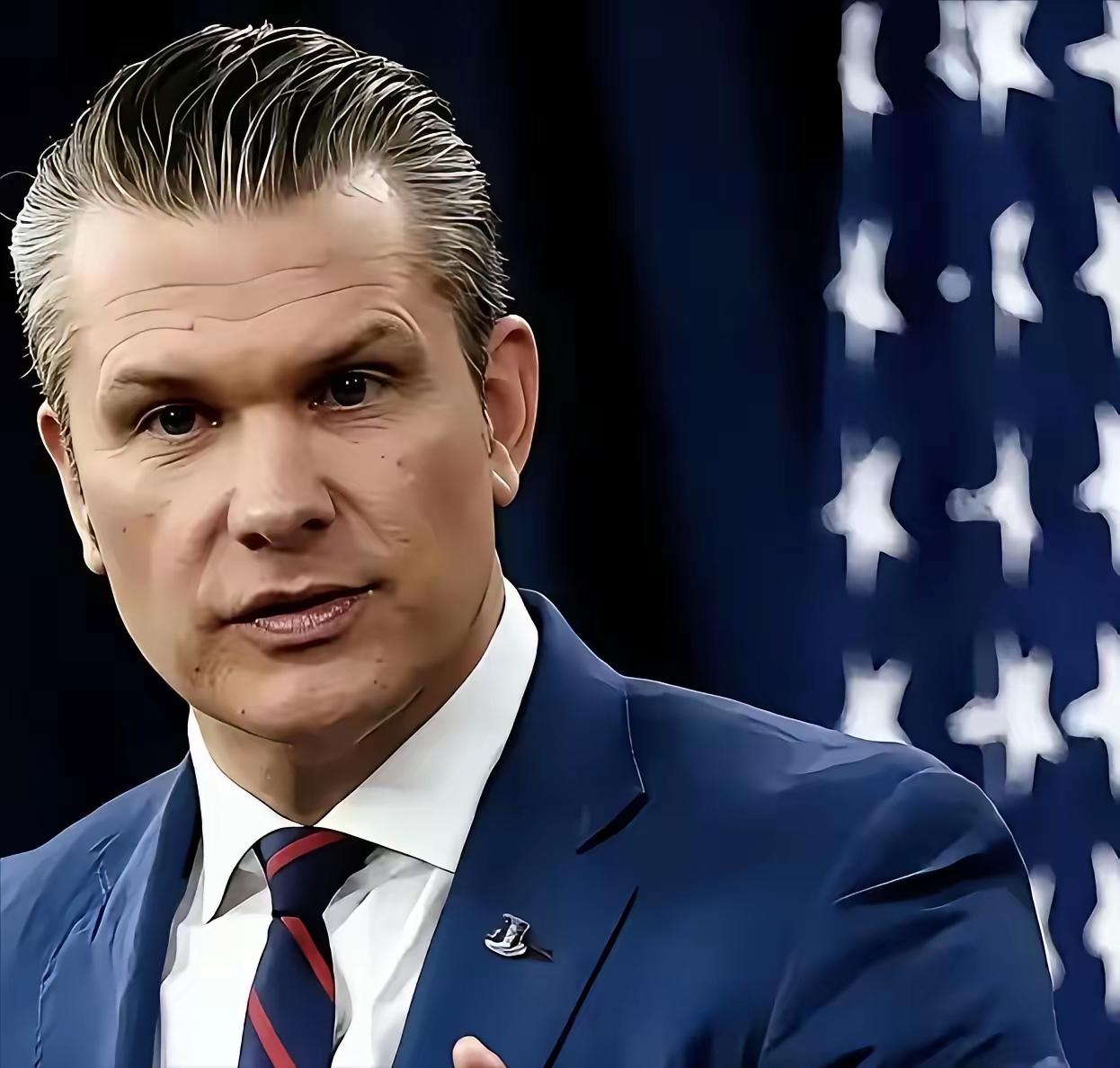 美军扔下了一枚13.6吨的超级钻地弹。花了24亿美元造的隐形轰炸机运来的。