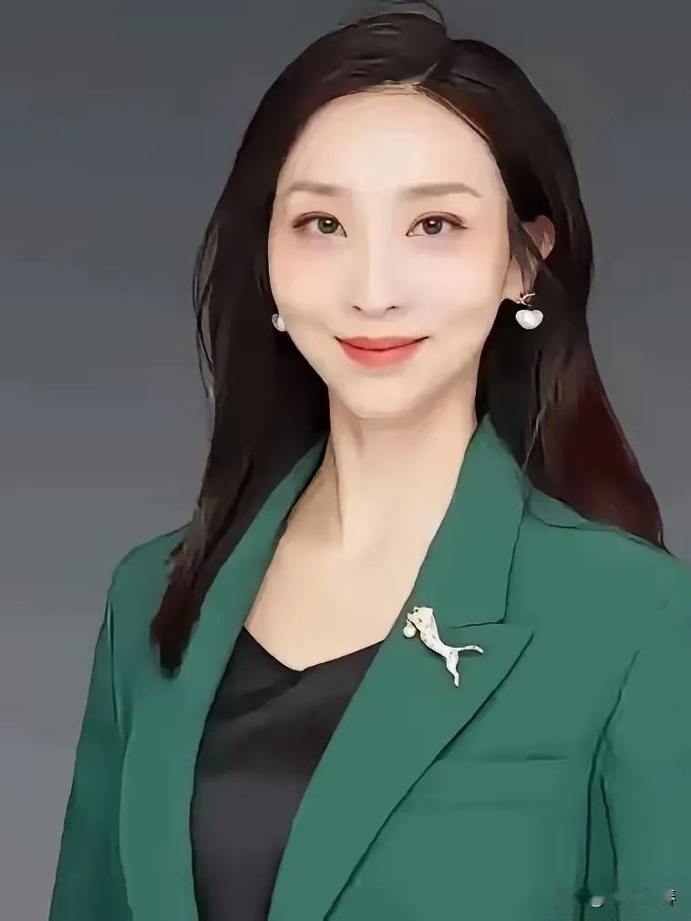 胡老师希望有北理工的学生为裴轶说句好话，让事情反转，结果作为北理工毕业的吕晓彤还