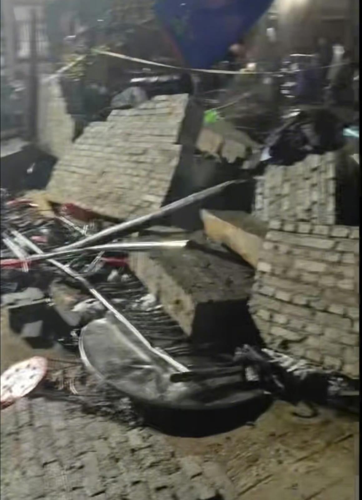 一场丧事,6条生命消逝,25岁的女孩吕珂宇本有着大好前程,却因围墙倒塌戛然而止。