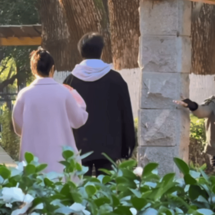 魏大勋一句话，直接把撒贝宁问住！魏大勋给撒贝宁问不会了这期真的太好笑！魏