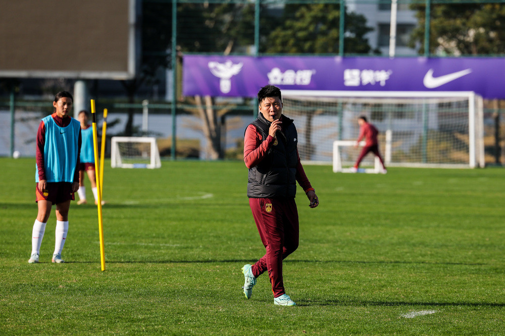 中国U17女足新帅马晓旭: 我是一个喜欢挑战的人