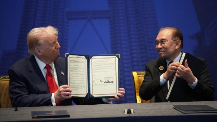 特朗普果然不安好心！他埋下的一颗“地雷”，中国需要重点留意刚刚有消息曝出，他在