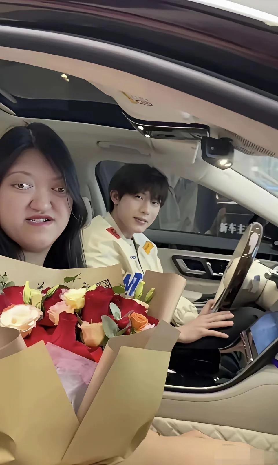 为了开上豪车，这样也是值了[比心]