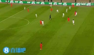 U23国足开场2分钟就由木塔力甫打进一球，给这场比赛开了个非常好的头，上一场打塔