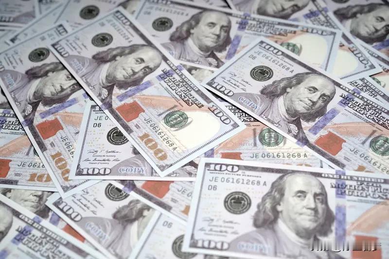 中美贸易关系缓和叠加美联储降息，美元洪流将流向世界，世界级通胀要来，大宗商品要涨