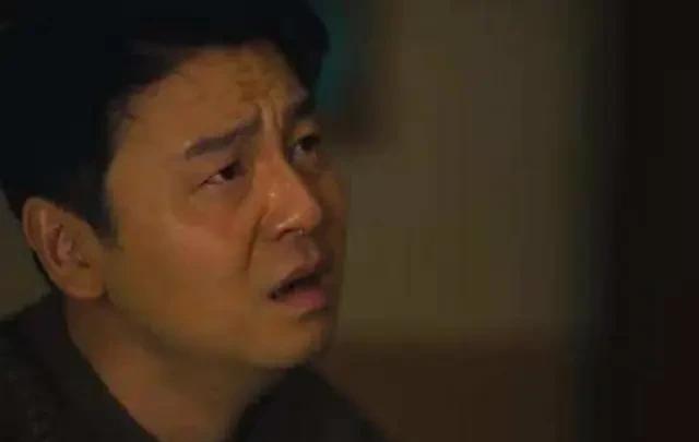 一天，雷佳音拍完戏回家后，见到家里清锅冷灶，妻子冷眼相对。他问妻子翟煦飞：“你怎
