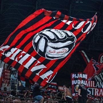 蓝黑朋友，告诉你们一个不一样的小文若！前几天有网友跟我说，国米的某妹最近有点改