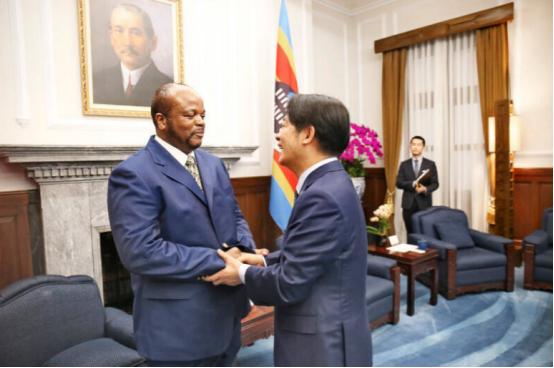 赖清德动了！ 台湾地区领导人赖清德即将在4月22日动身，搭乘专机前往非洲的史