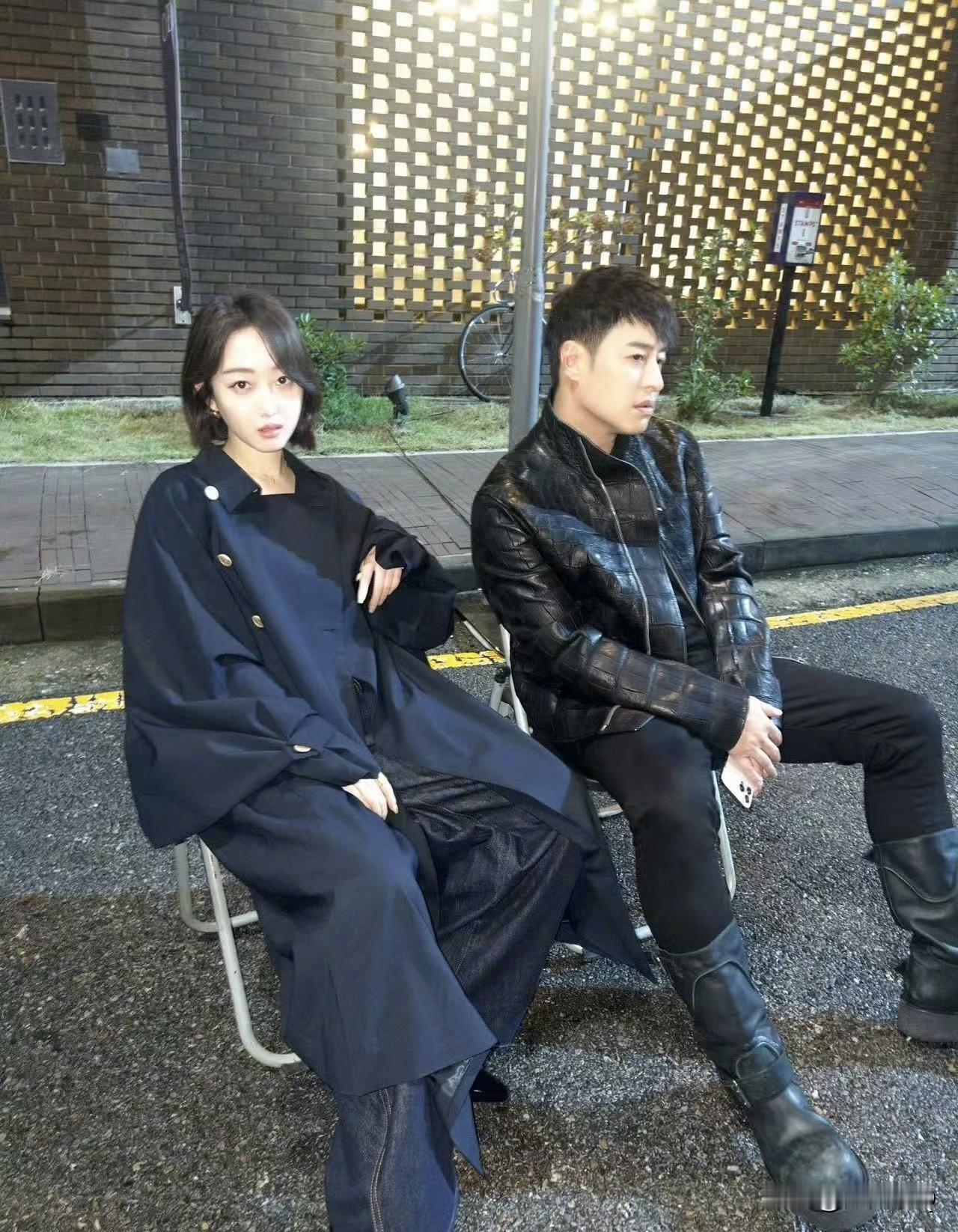 没想到潘玮柏和蒋梦婕的关系这么好啊。之前潘玮柏结婚，蒋梦婕出席婚礼现场。这次潘玮