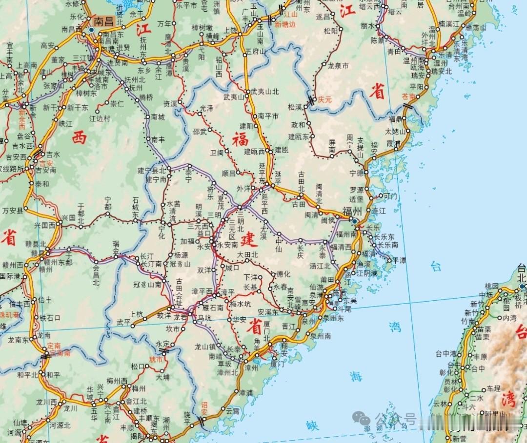 福建的高铁建设绝对是是起了个大早，却赶了个晚集。一开始建的高（快）速铁路不少，却