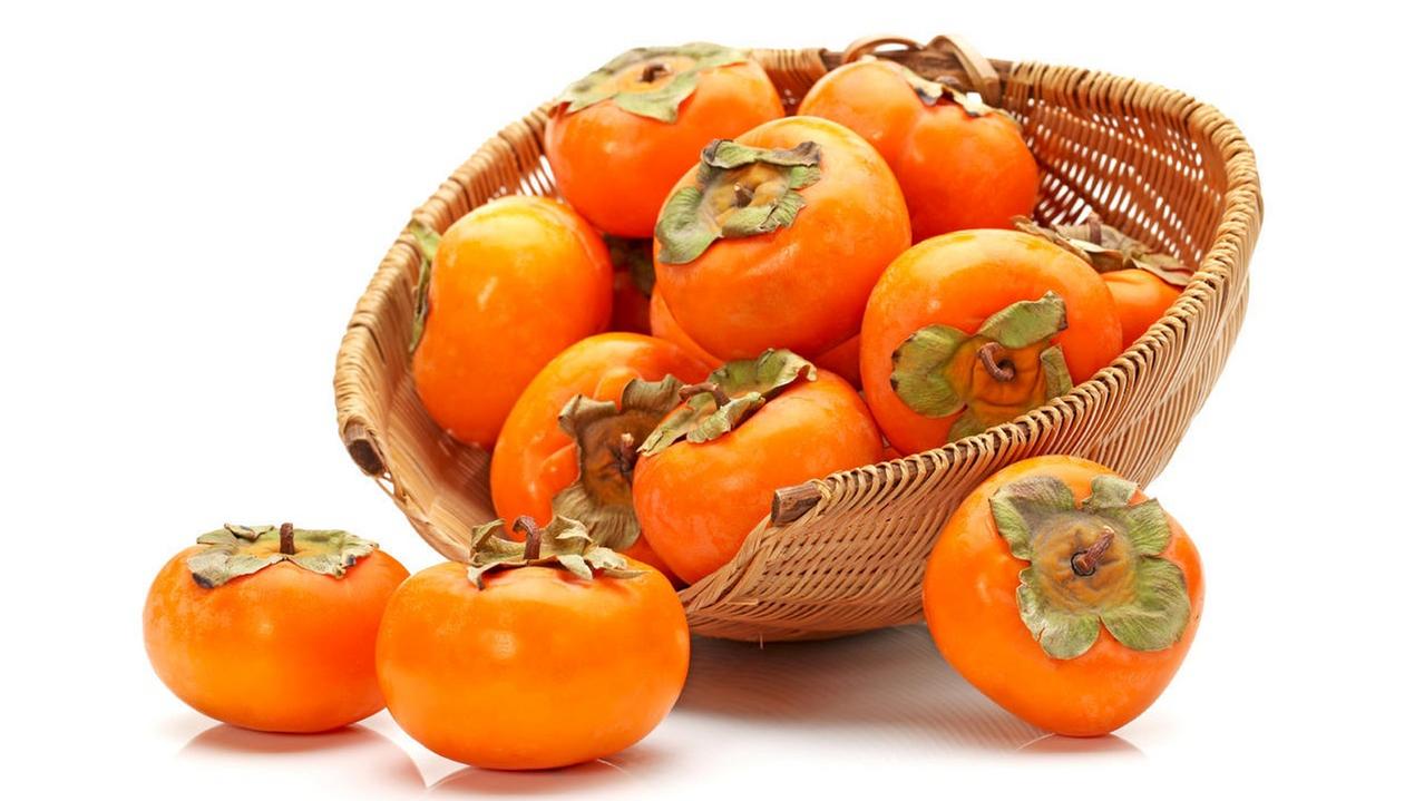 柿子立大功！医生调查发现：柿子对这4种慢性病有好处！可以常吃 谁能想到，秋天