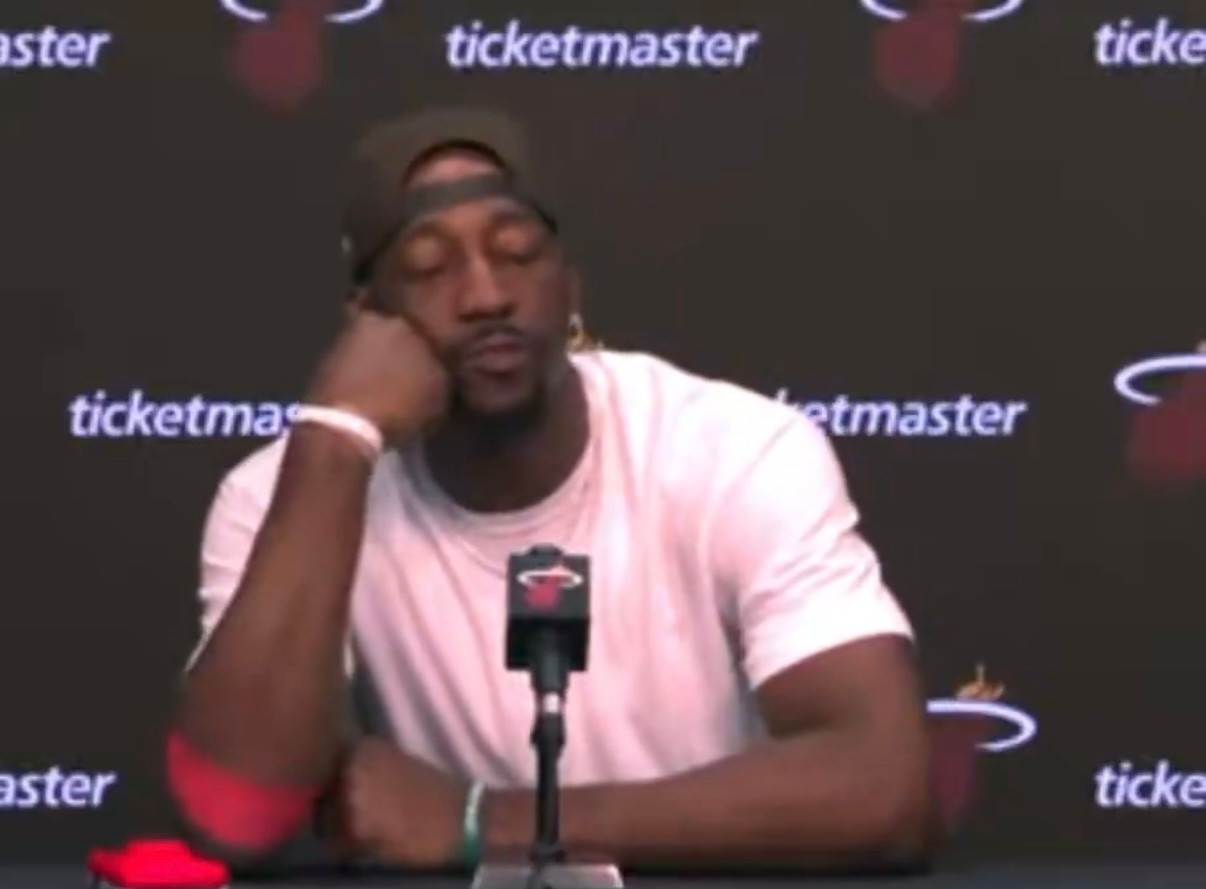 阿德巴约谈三球被罚6万美元：“他只会觉得这只是一场普通比赛，他一年挣3000万呢