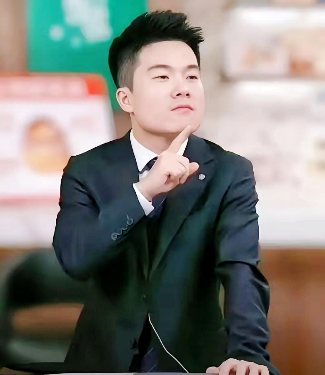 你说你，惹谁不好，干嘛要去惹董宇辉呀董宇辉真的是一个很有修养的人，昨天直播