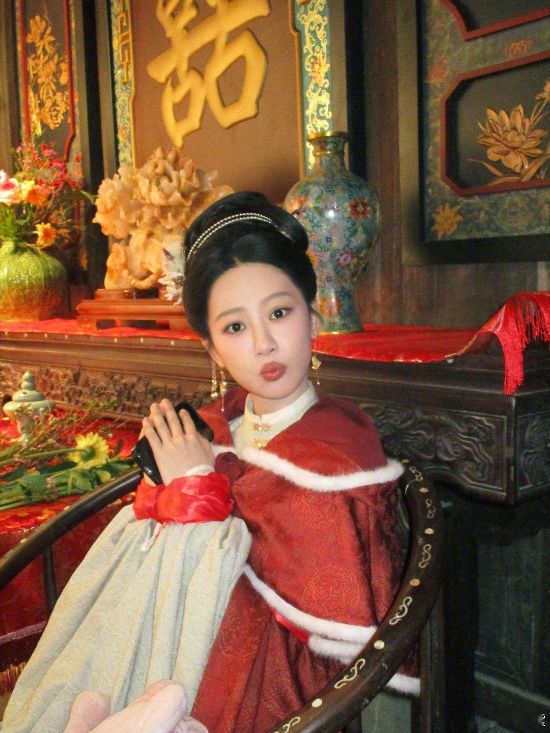 杨紫李祯清风入骨，杨紫温柔入怀，《家业》一程，惊艳了整个人间。杨紫李祯【杨紫李