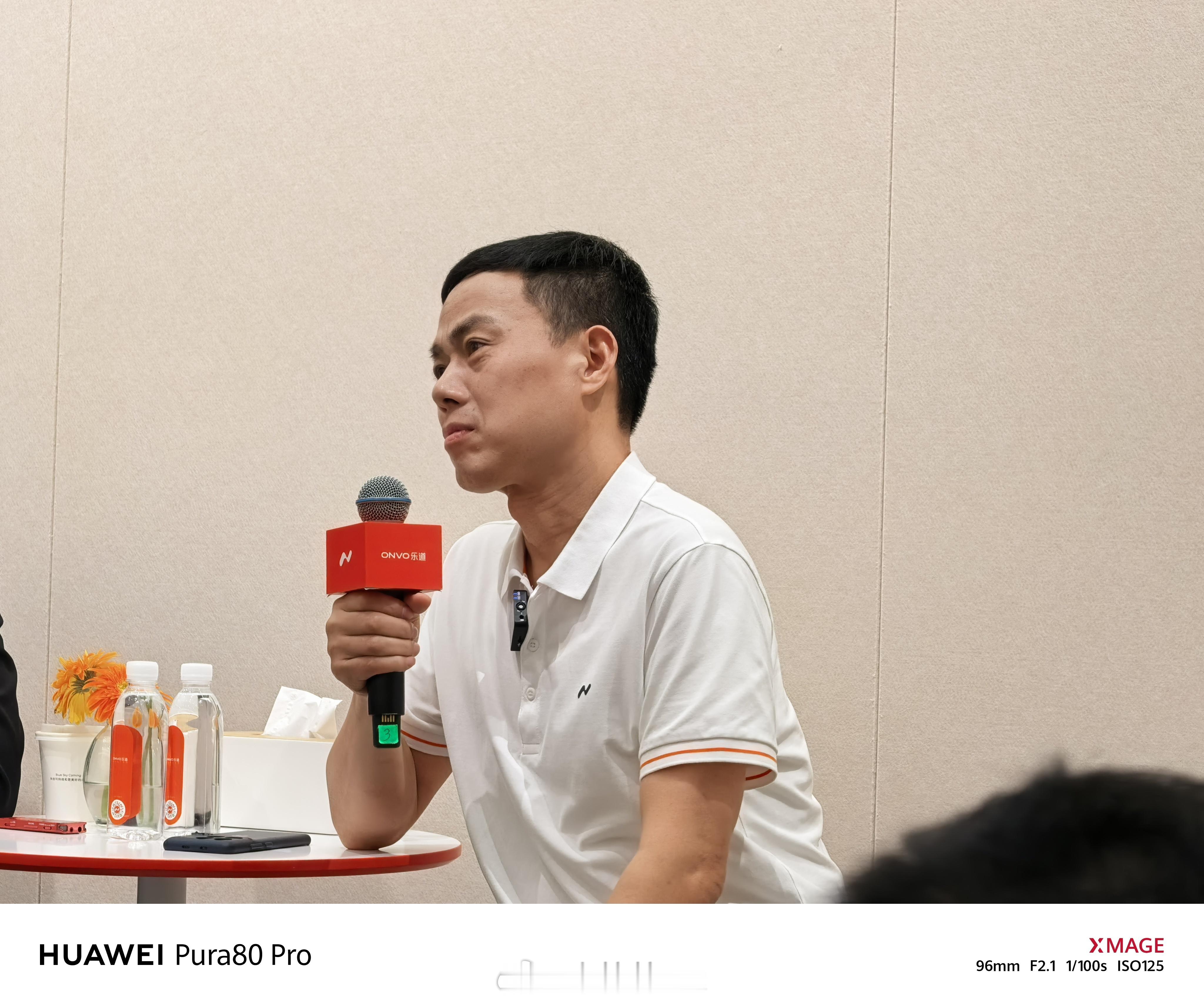 对话沈斐｜成都车展现场群访纪要Q1：乐道L90的用户画像是？沈博：非常典型的家庭