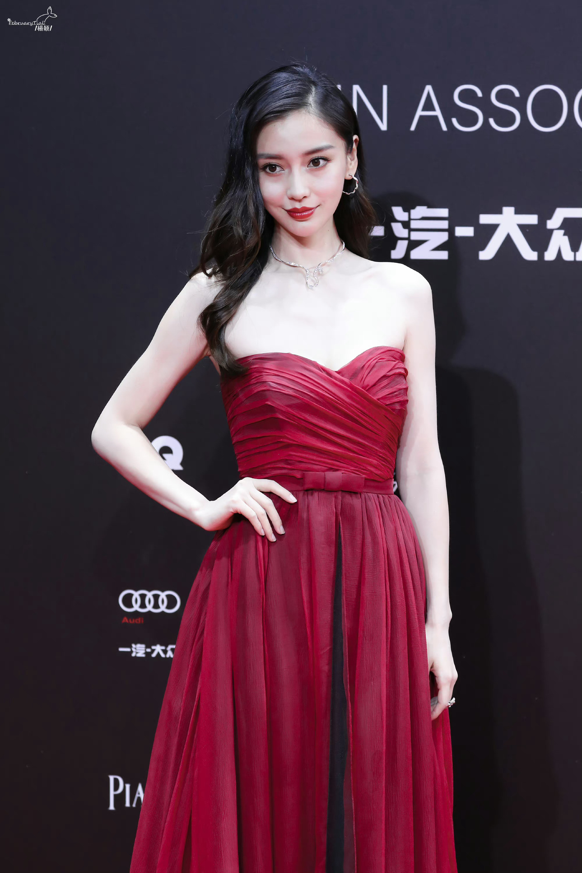 angelababy＊杨颖今日份还差2.7w热度值🌡️所有人此贴🍎5内?