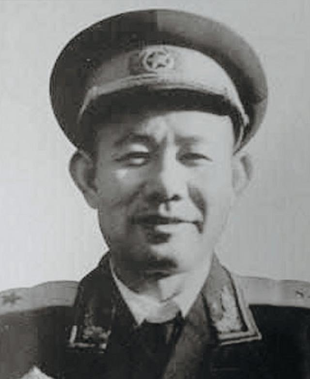 1929年，陈毅看着眼前14岁的新任警卫员，眉头微皱：“你这个名字太斯文了，改了
