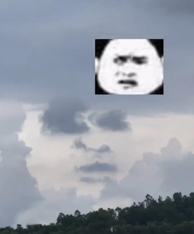 表情包遇上天空奇景​​​