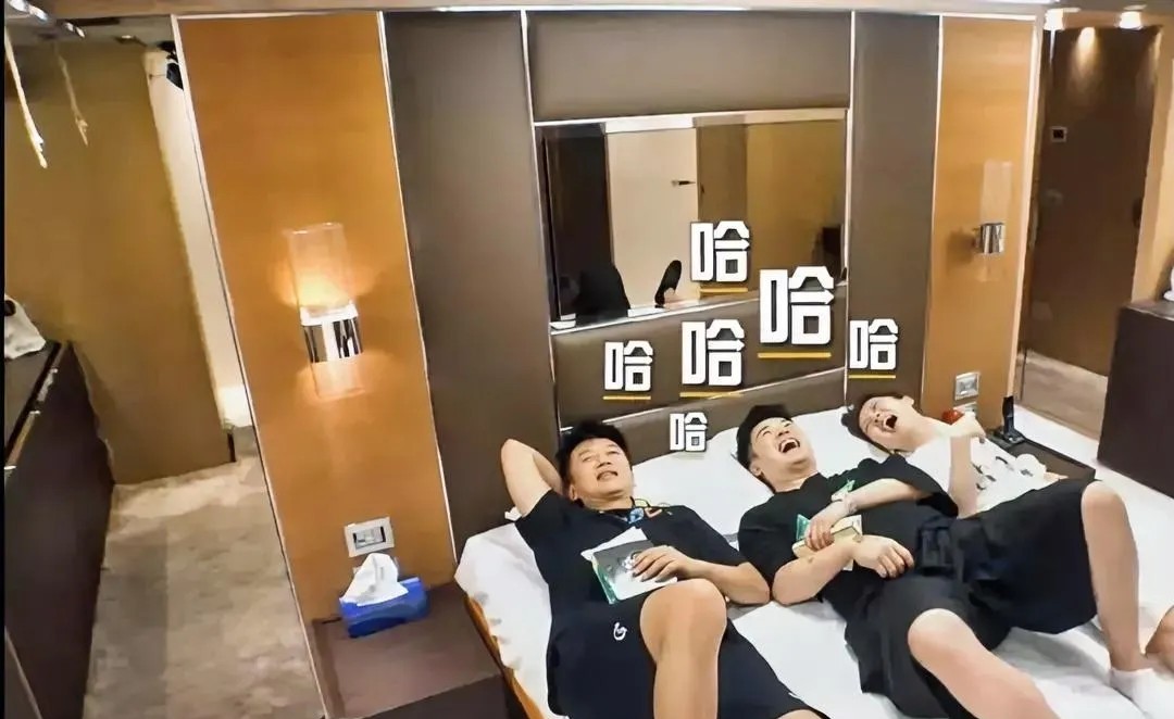 破案了！终于知道邓超陈赫两个大老粗为什么会破天荒和鹿晗这种温柔挂的美男子玩在一