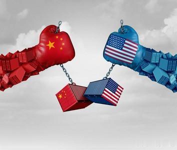 上千亿美元砸进军备、石油收入砍掉三分之二、阿富汗战场耗了十年——苏联就这么散的。