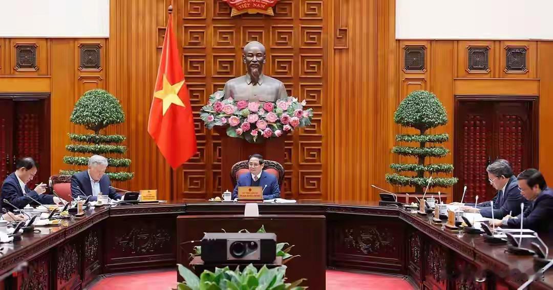 其实越南的野心，80年来没变过，如今苏林重提胡志明可见一斑——别被“同志加兄